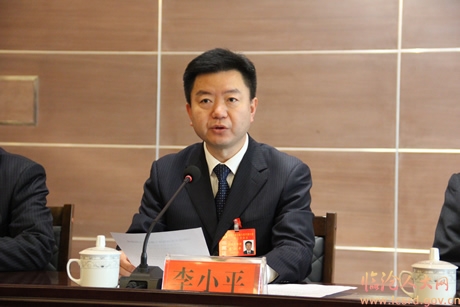 中共临沧市委召开两会党员领导干部会议