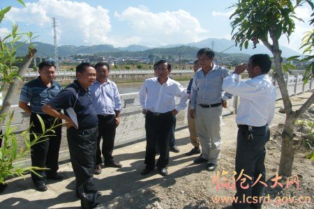 永德县人大常委会对全县重点河段治理工程建设情况进行视察